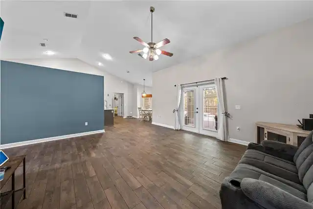 Listing Photo 52