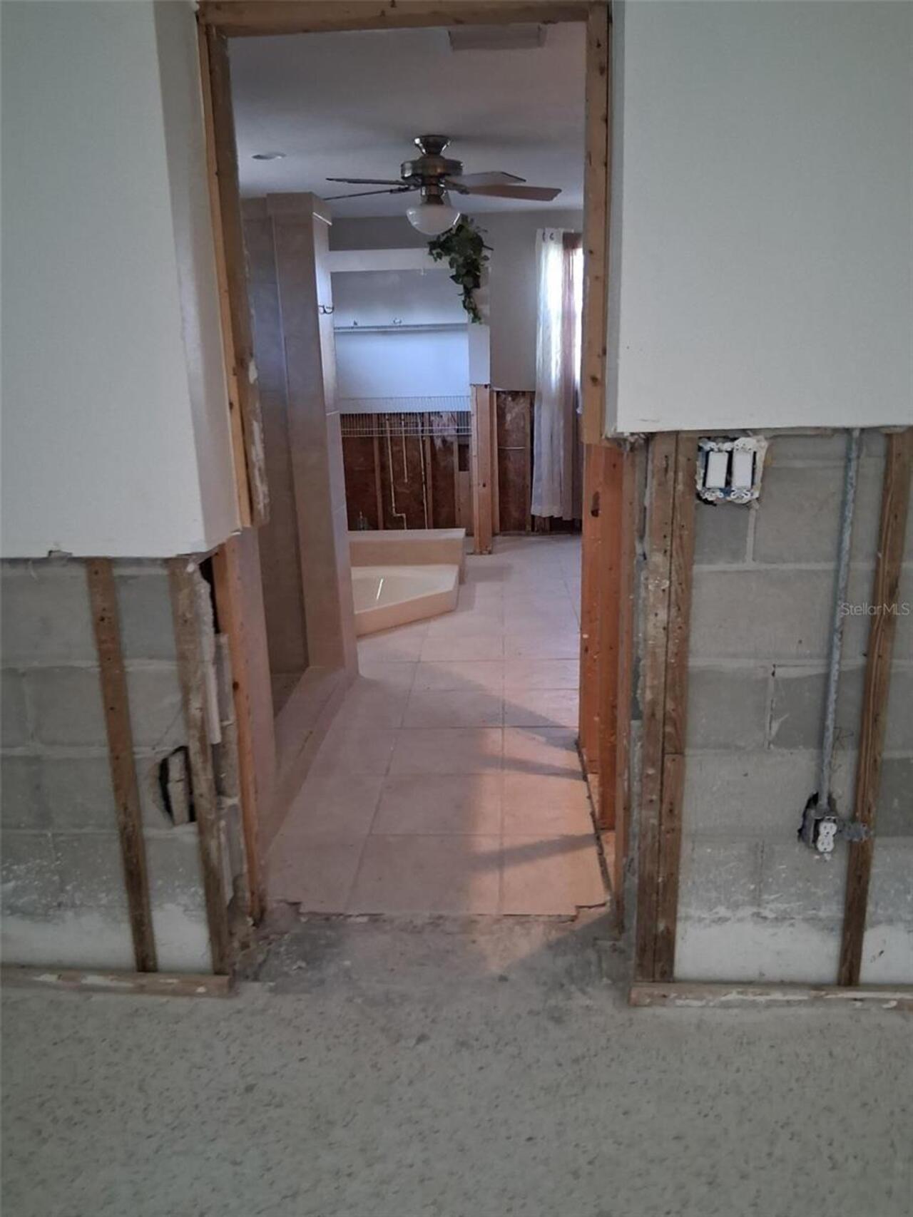 Listing Photo 12