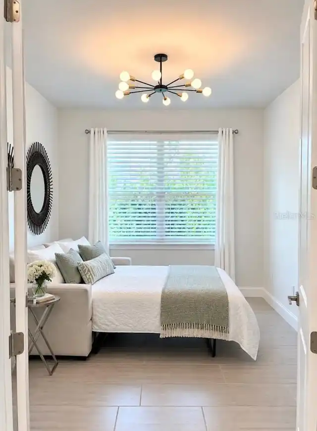 Listing Photo 16