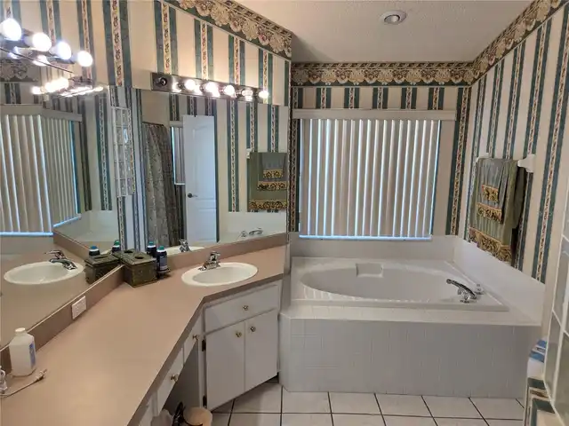 Listing Photo 29