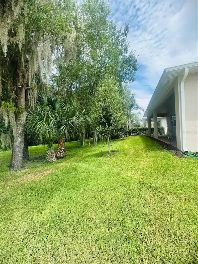 Listing Photo 14