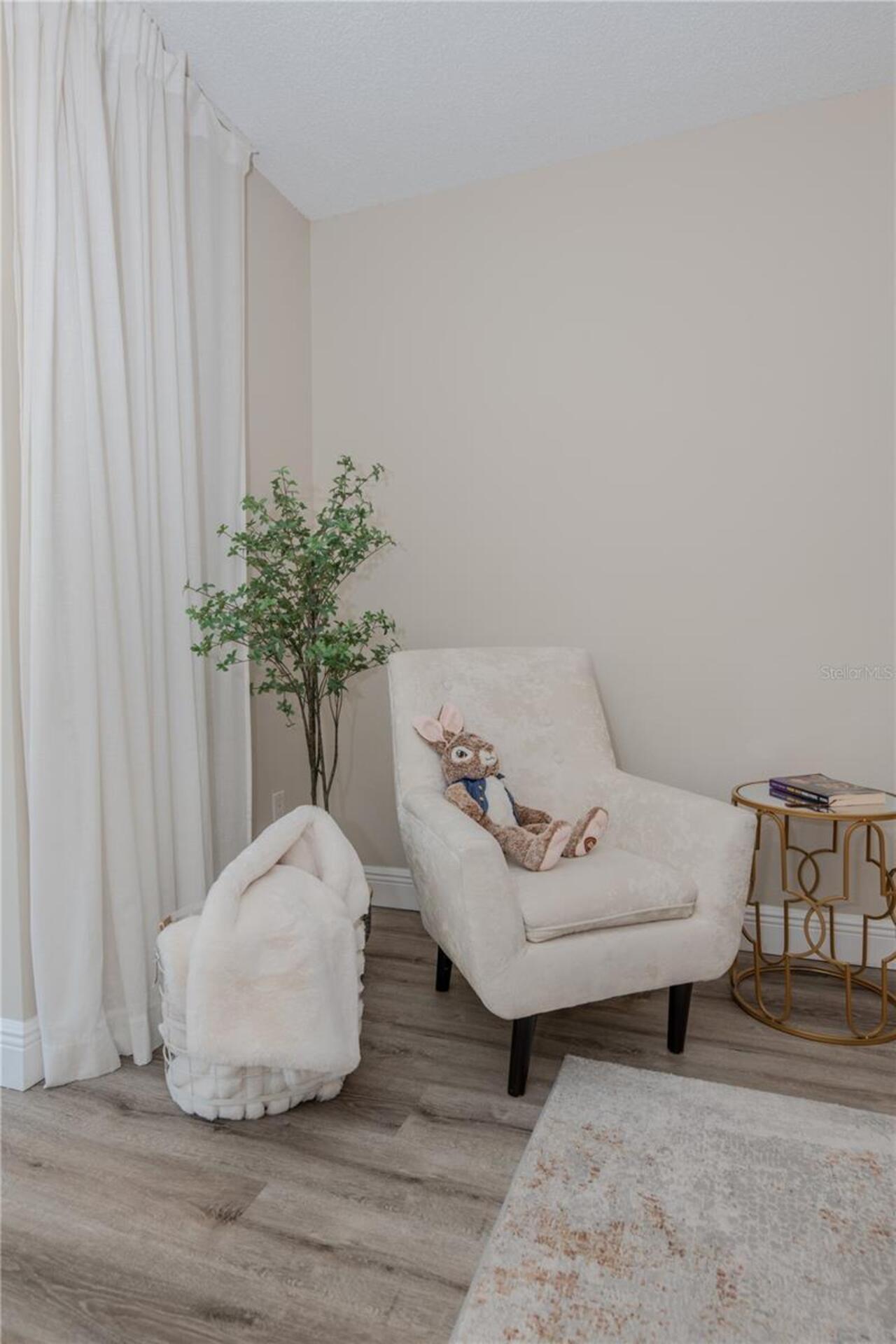 Listing Photo 16