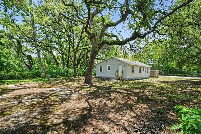 Listing Photo 20