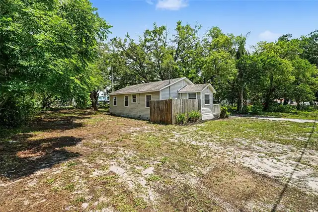 Listing Photo 21