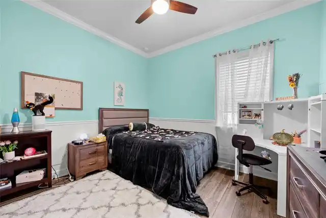 Listing Photo 19