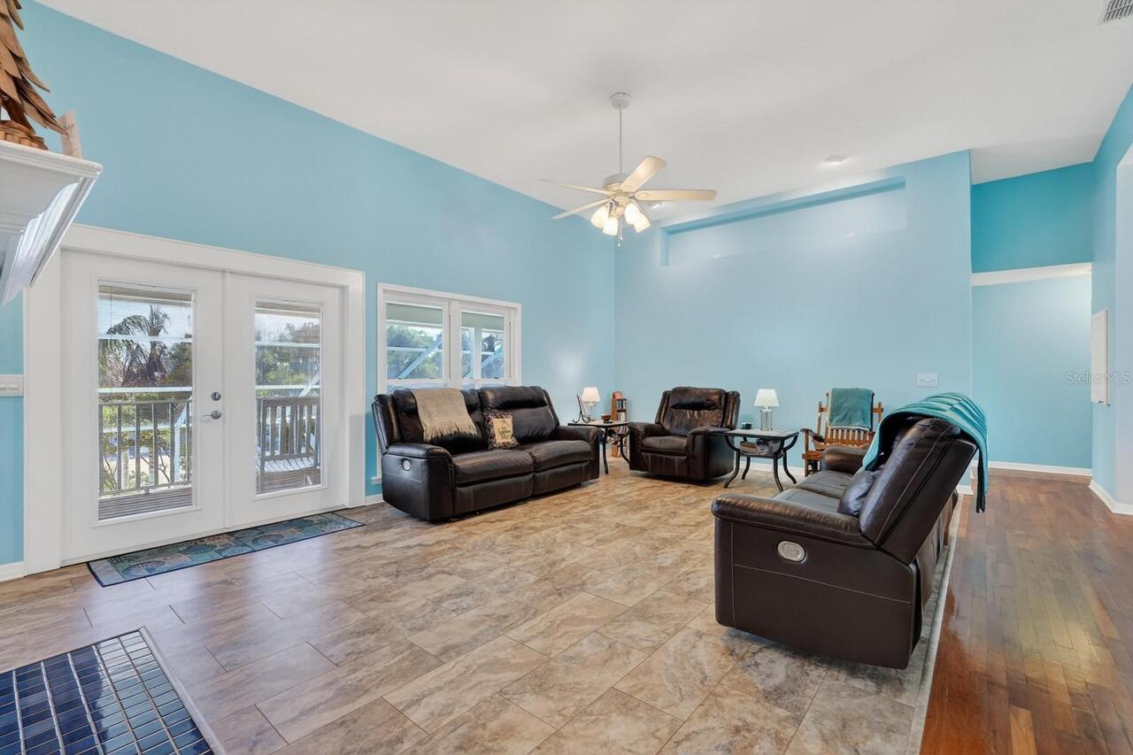 Listing Photo 17