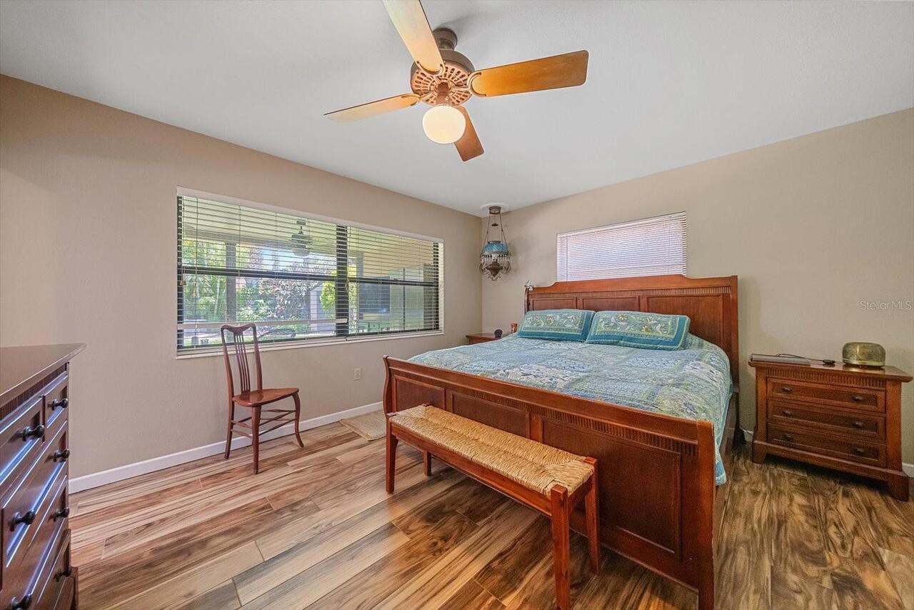 Listing Photo 23