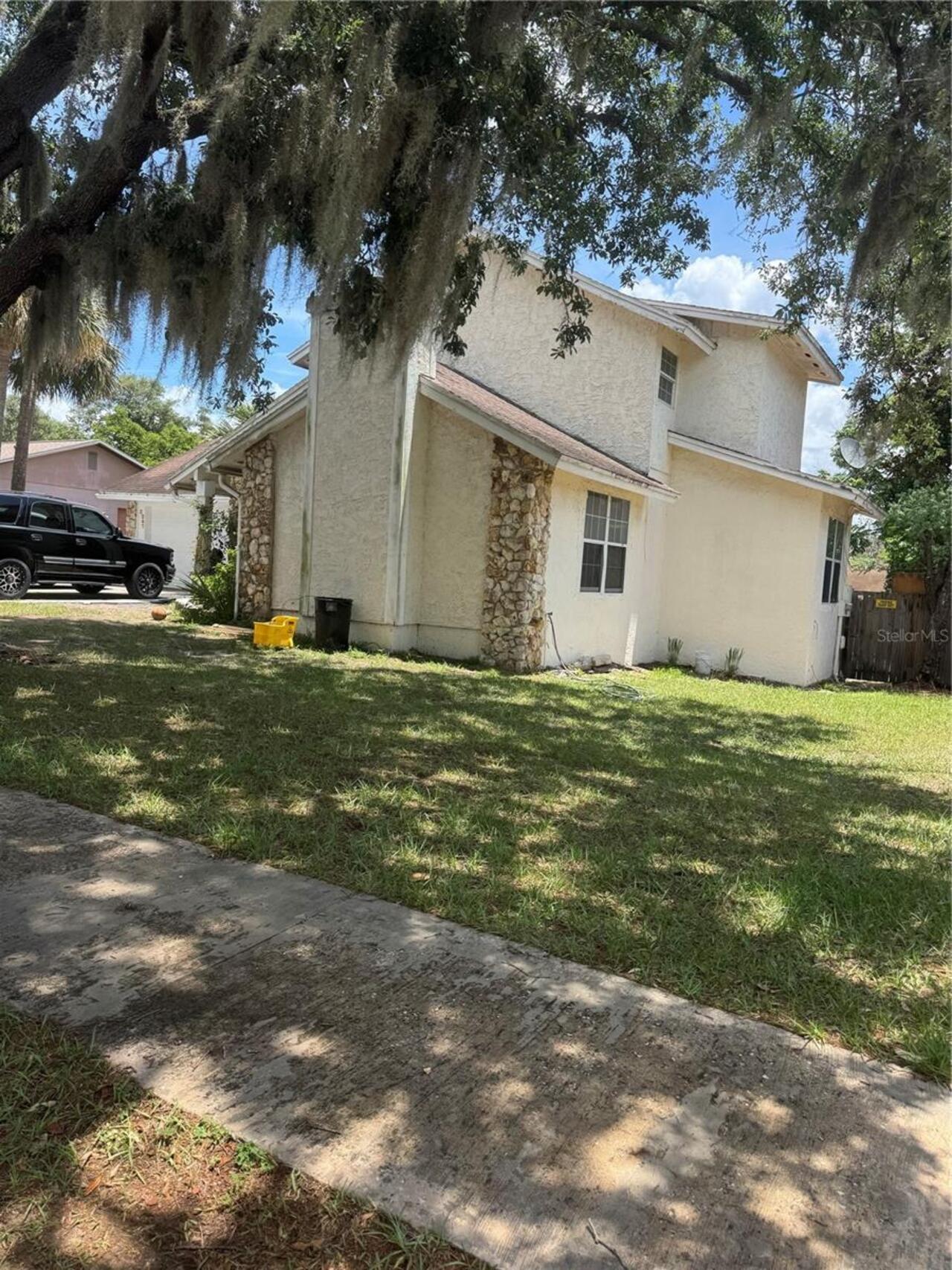 Listing Photo 8