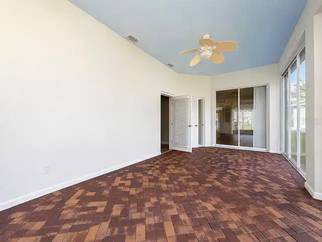 Listing Photo 23