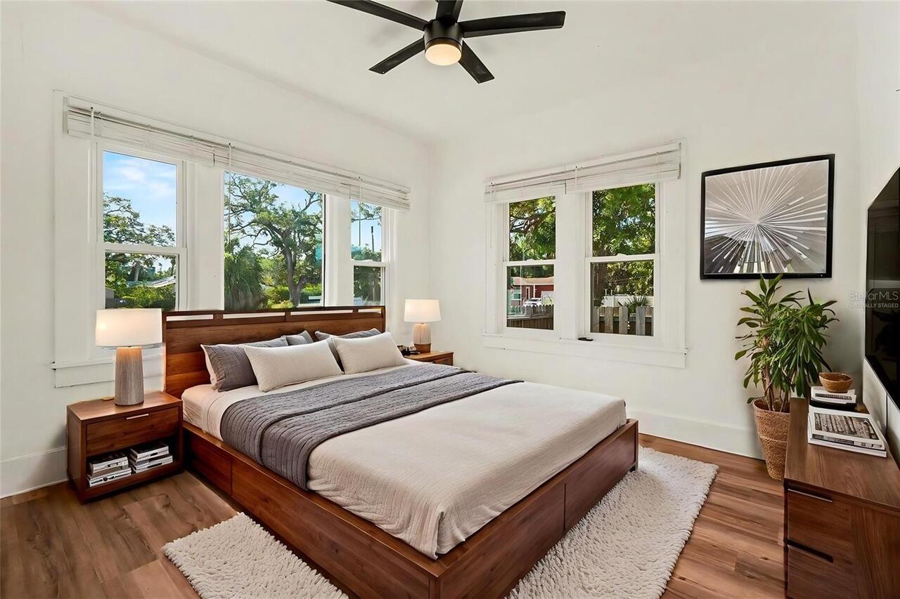 Listing Photo 8