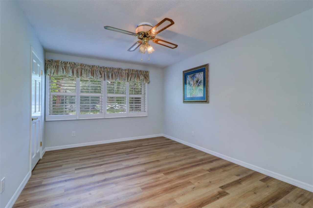 Listing Photo 33