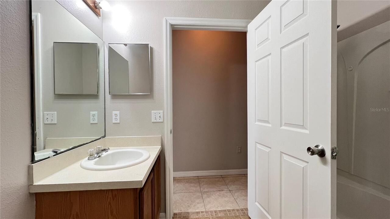 Listing Photo 10