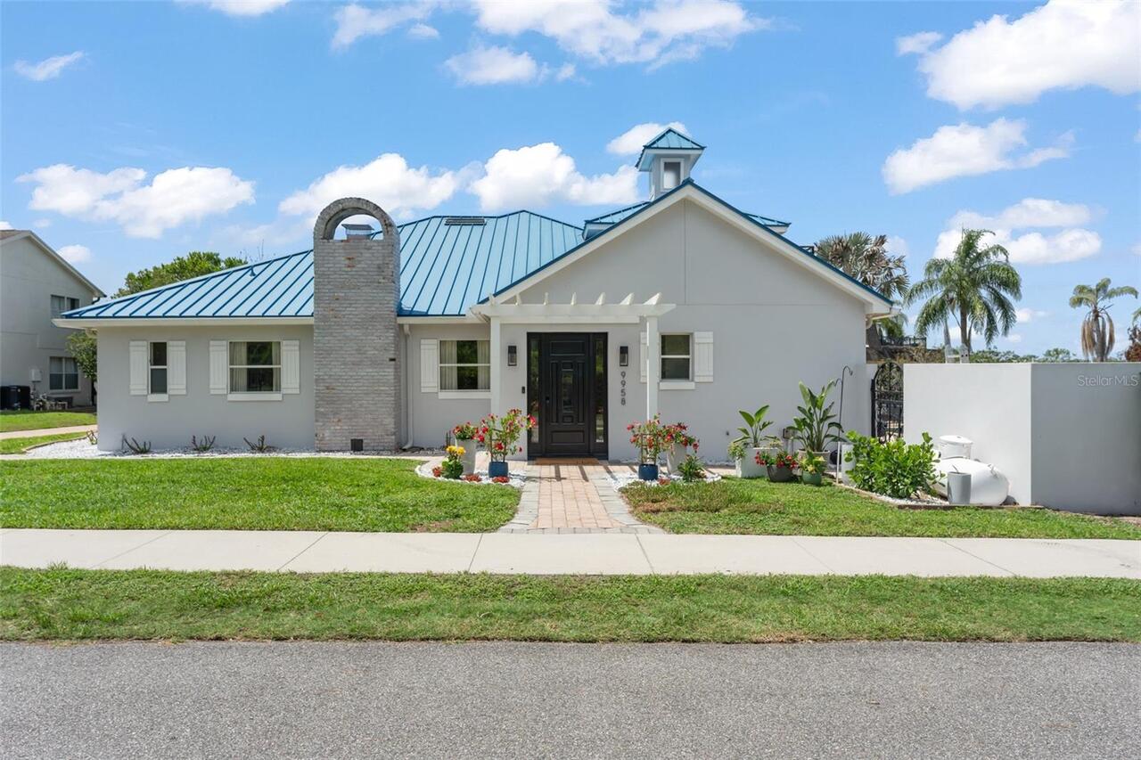 3BR, Home, 4BA, $1,890,000
Read More