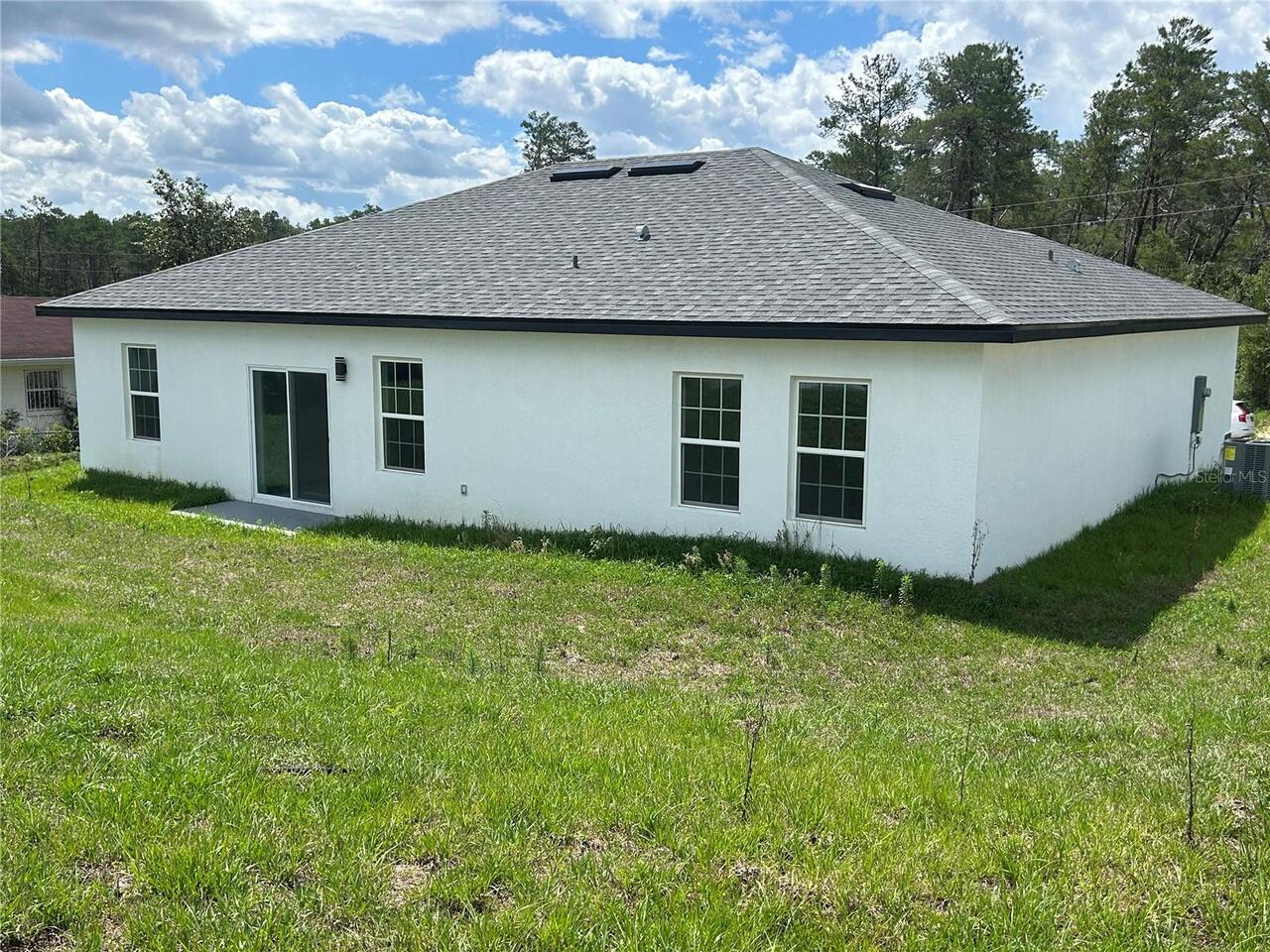 Listing Photo 9