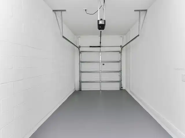 Listing Photo 25