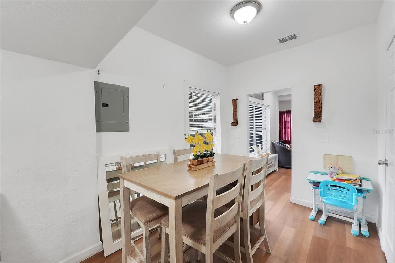 Listing Photo 6