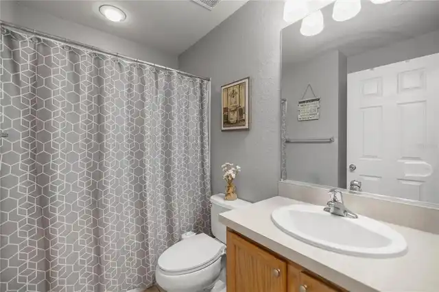 Listing Photo 17