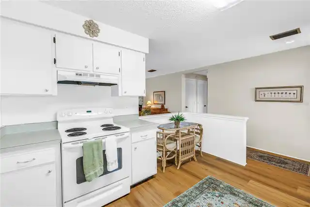 Listing Photo 21