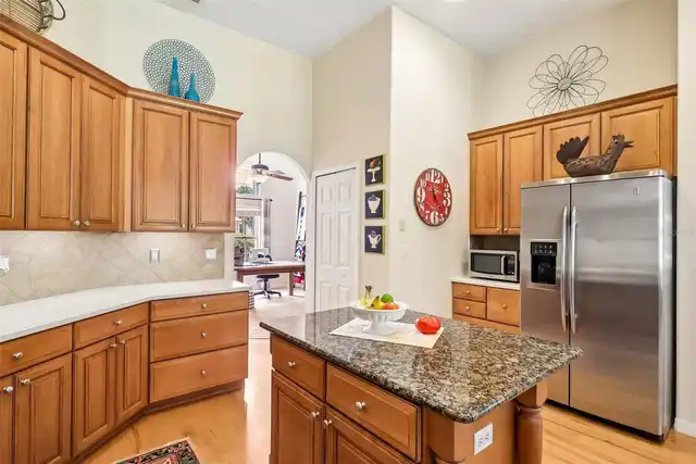 Listing Photo 18
