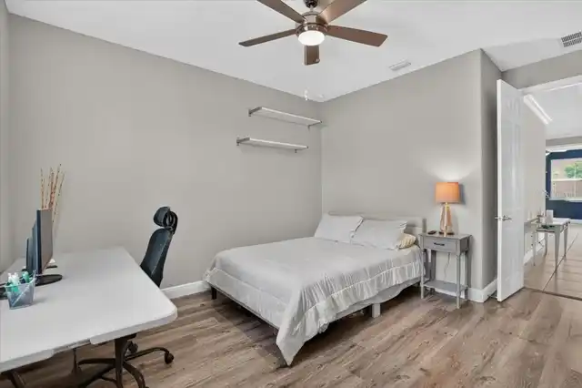 Listing Photo 22