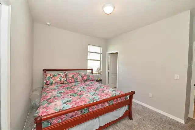 Listing Photo 16