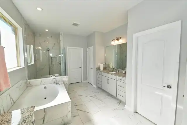Listing Photo 33