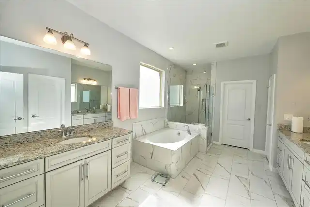 Listing Photo 34