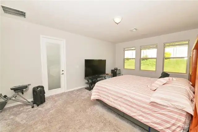 Listing Photo 36