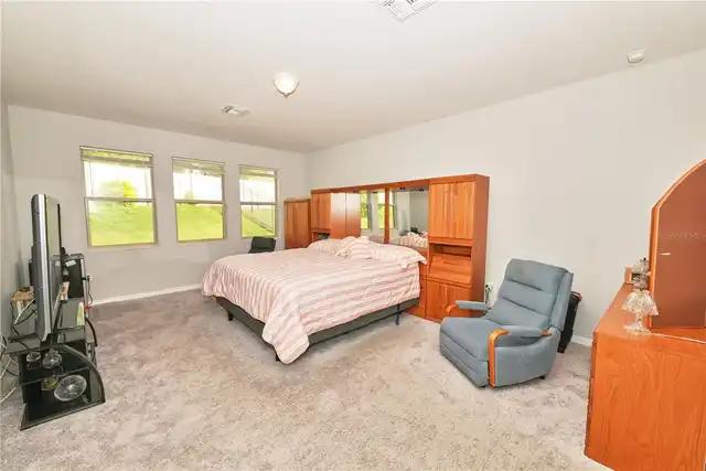 Listing Photo 37