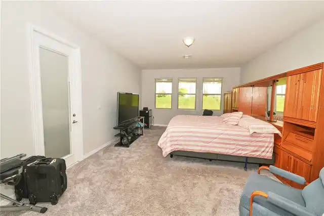 Listing Photo 38