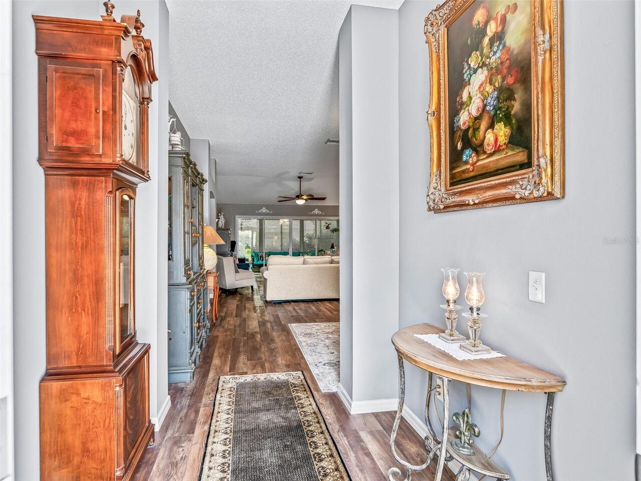 Listing Photo 8