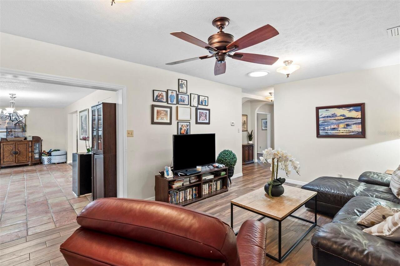 Listing Photo 7