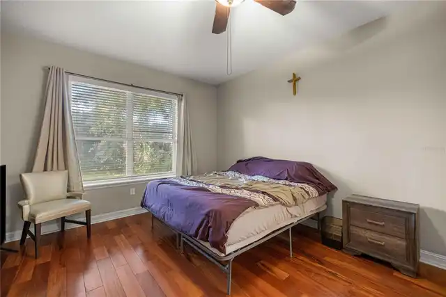 Listing Photo 16