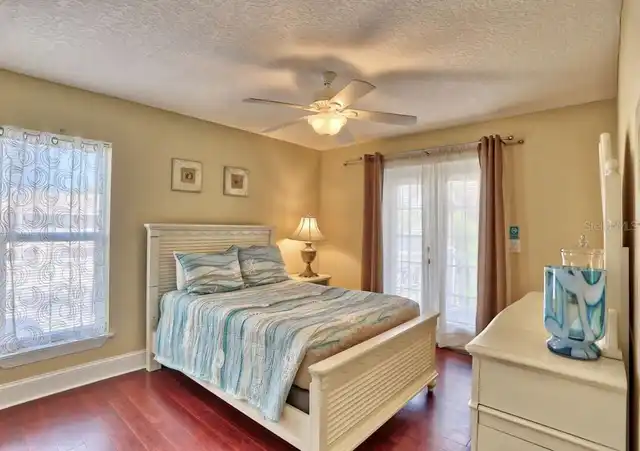 Listing Photo 7