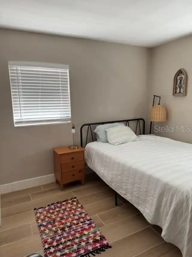 Listing Photo 16