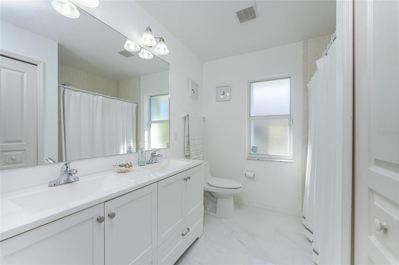 Listing Photo 33