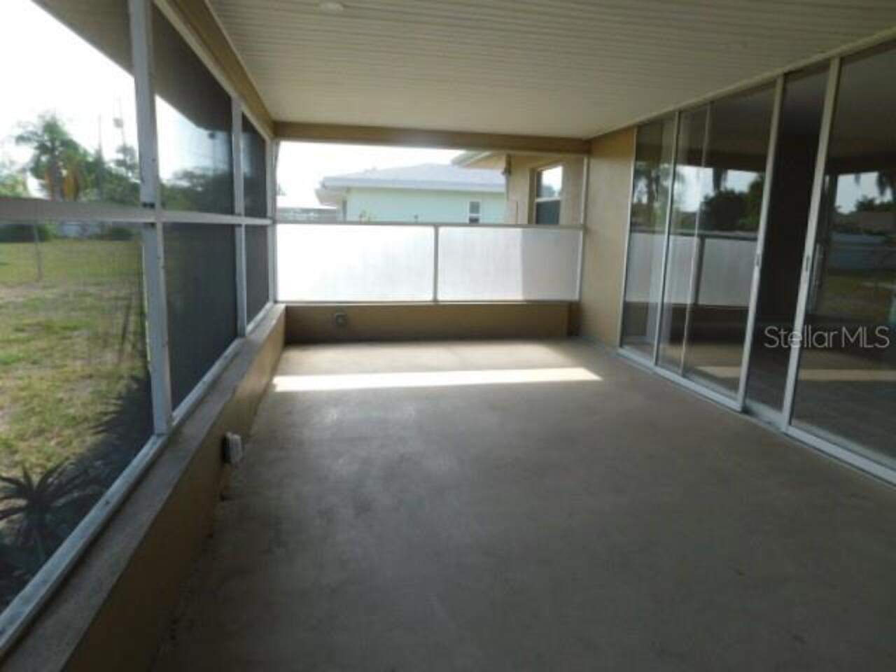 Listing Photo 12