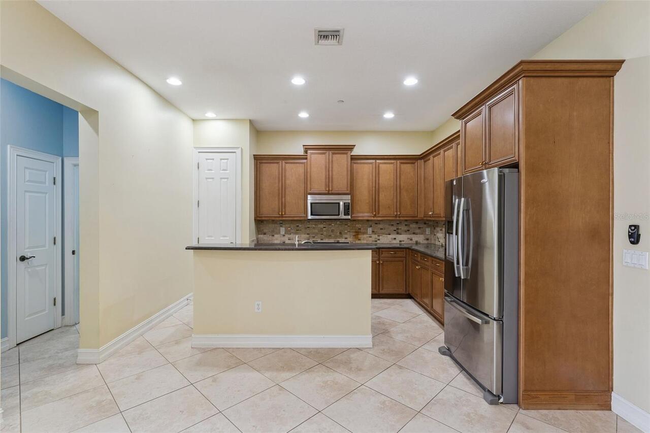 Listing Photo 14