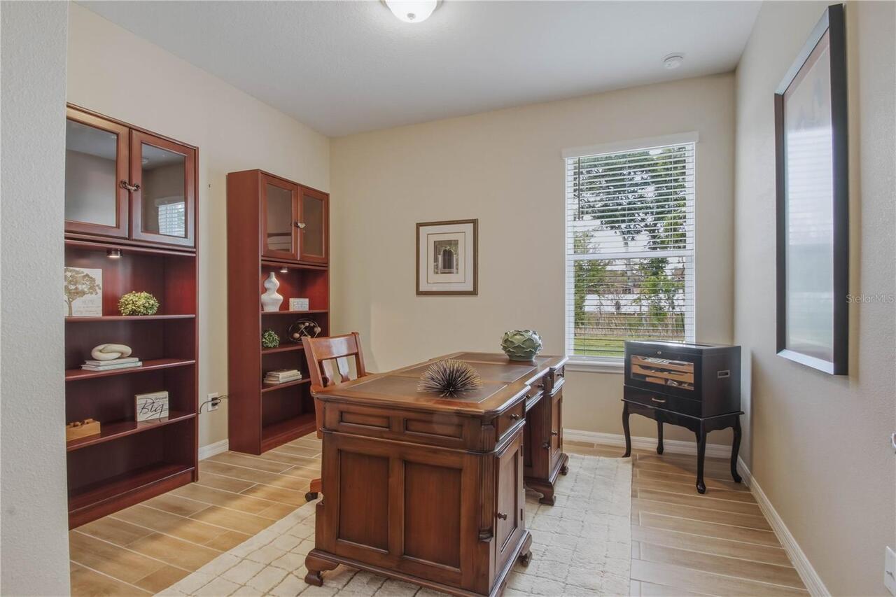 Listing Photo 9