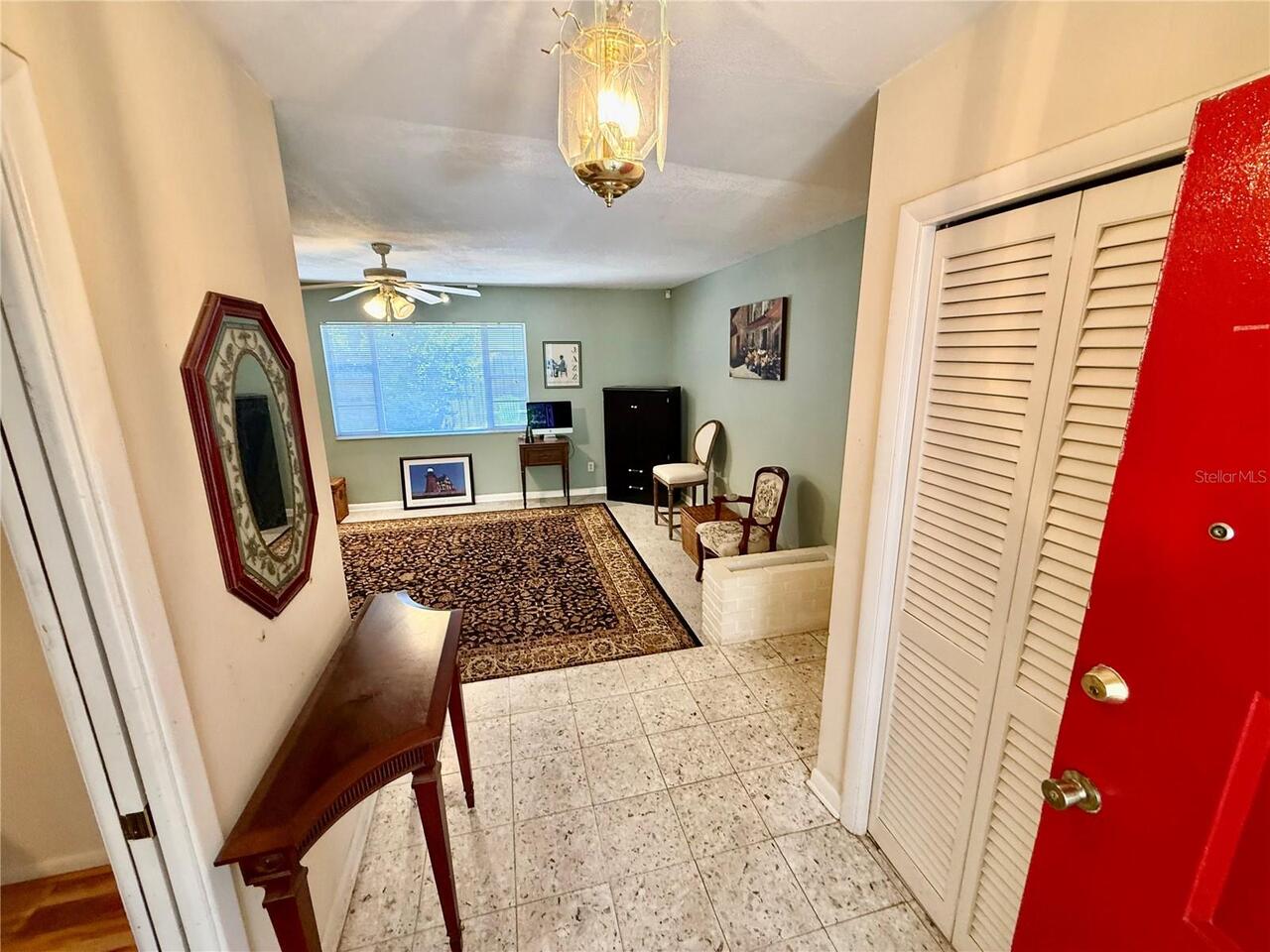 Listing Photo 8