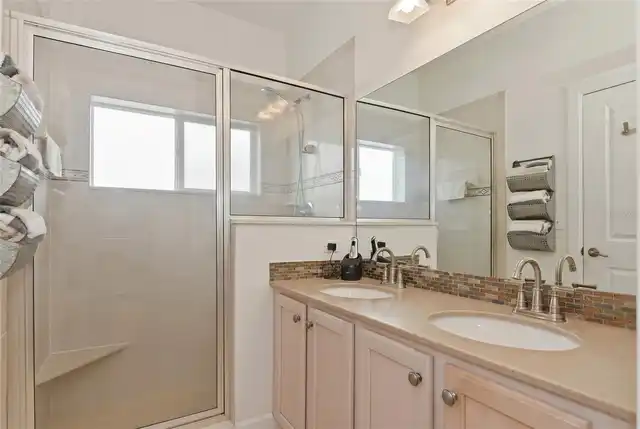 Listing Photo 37