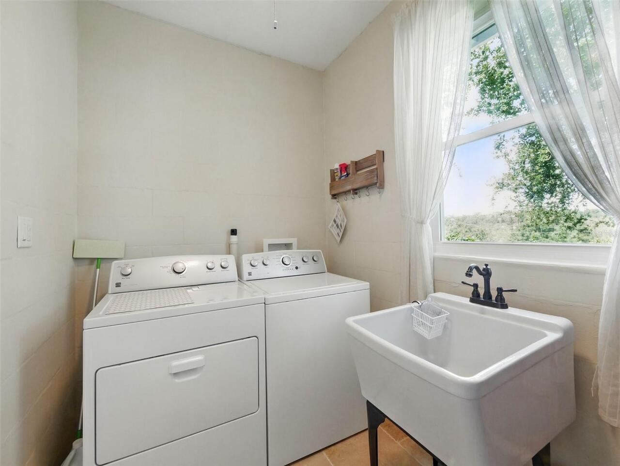 Listing Photo 24