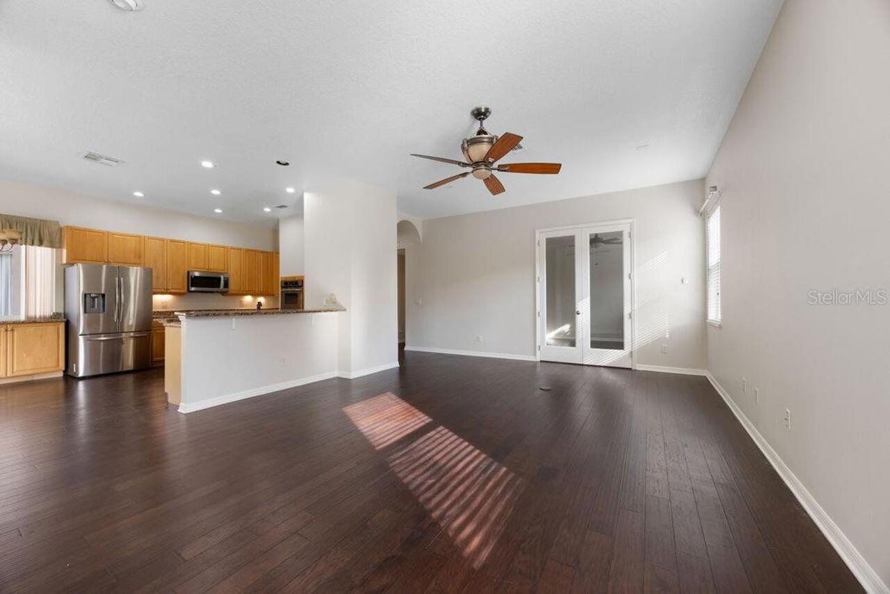 Listing Photo 15