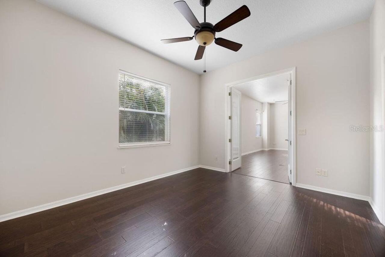 Listing Photo 17