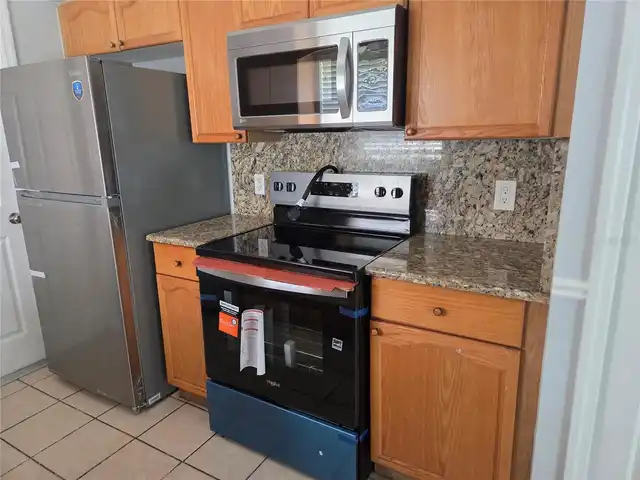 Listing Photo 18