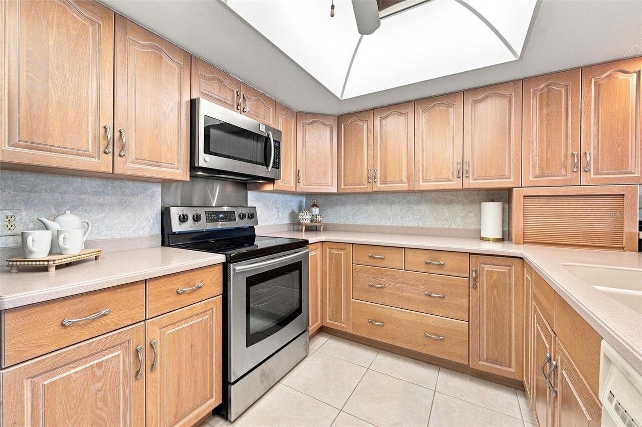 Listing Photo 18