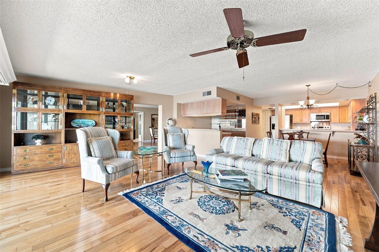 Listing Photo 22