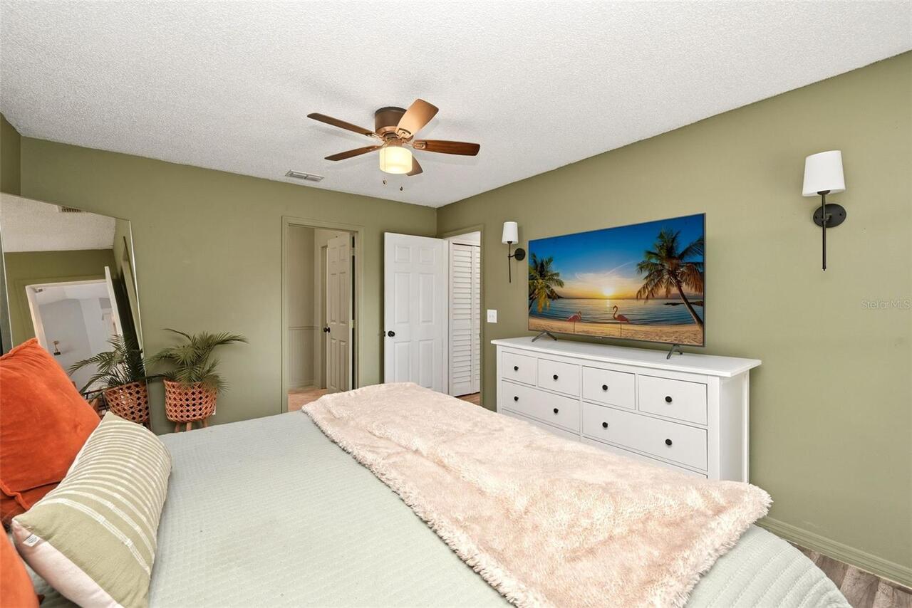 Listing Photo 24
