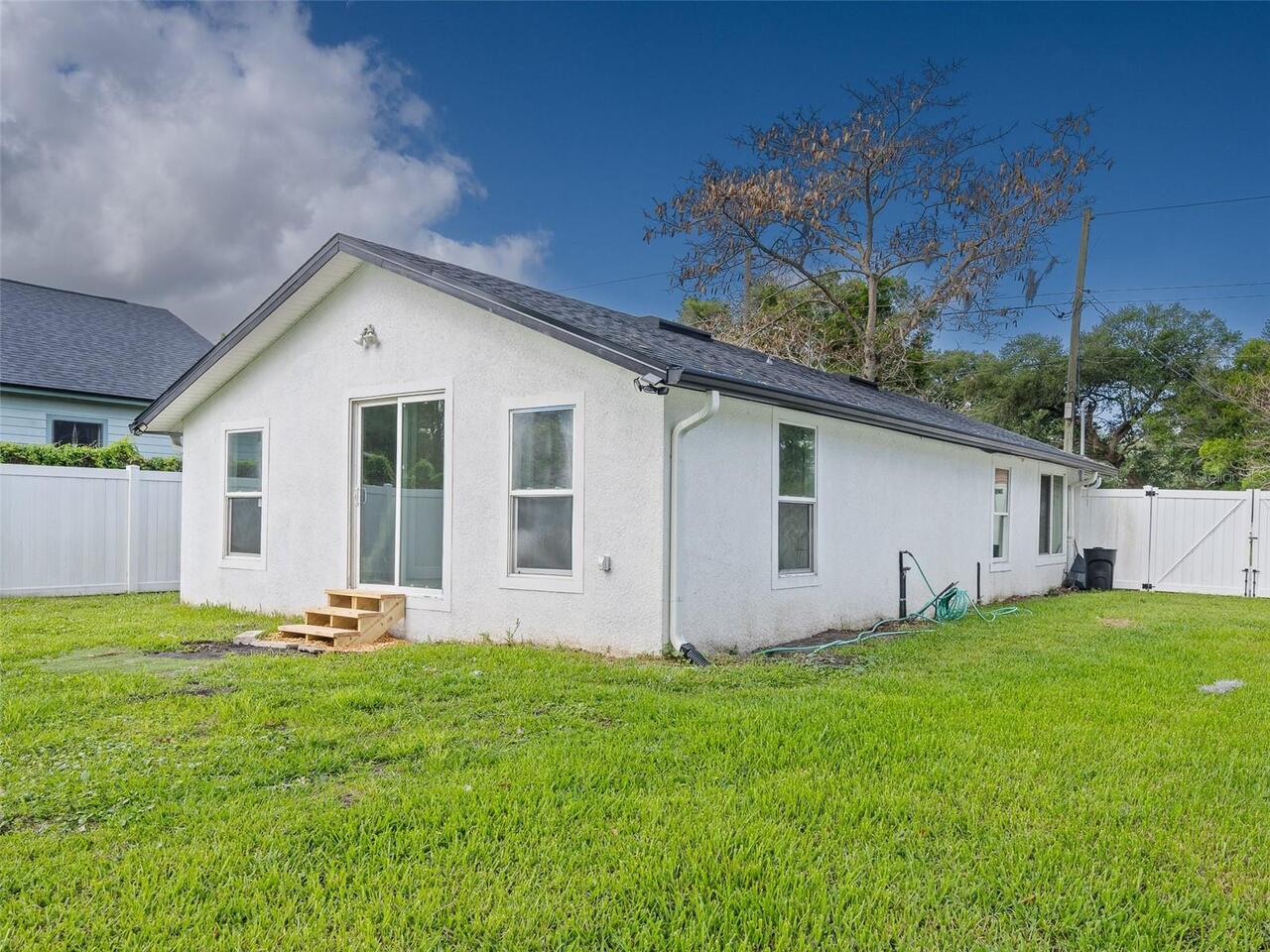 Listing Photo 15