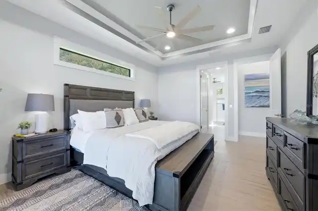 Listing Photo 18
